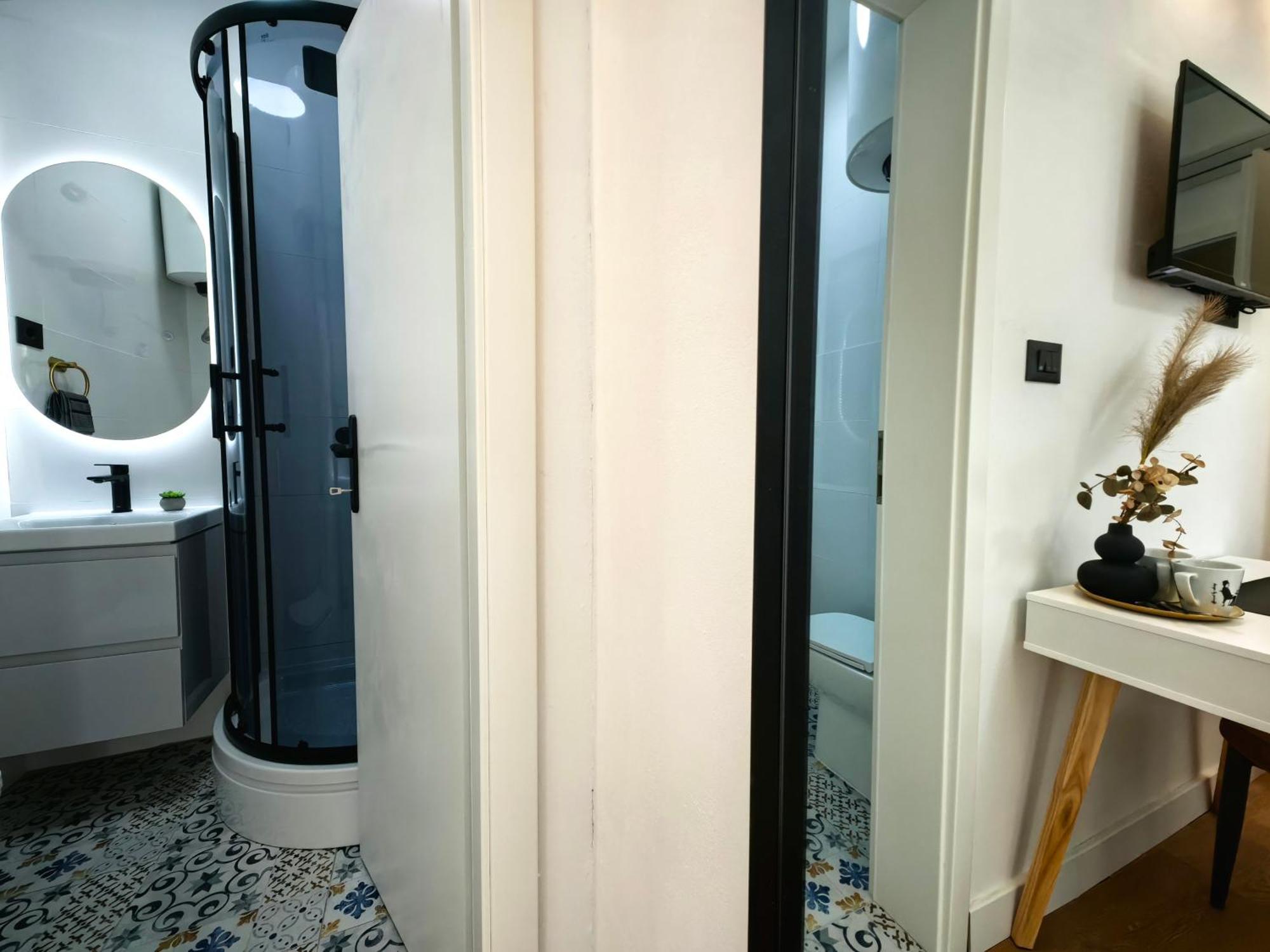Studio & Rooms Fjok Split Exterior foto